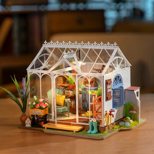 Dreamy Garden House Miniature Room Kit