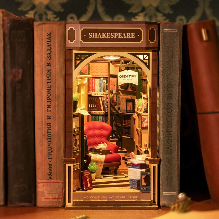 Bookstore DIY Book Nook