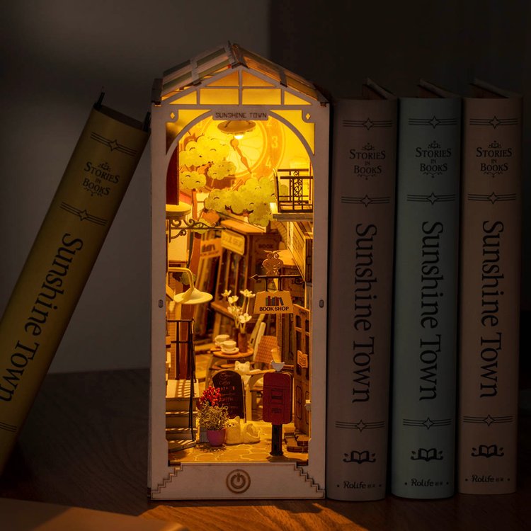 Robotime Sunshine Town DIY Miniature