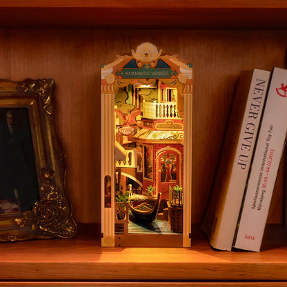 Romantic Venice DIY Book Nook