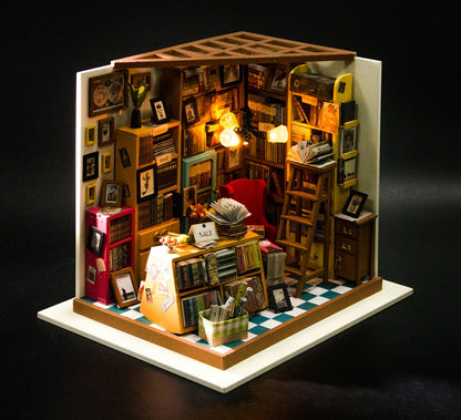 Robotime Sam's Study Miniature Room Kit